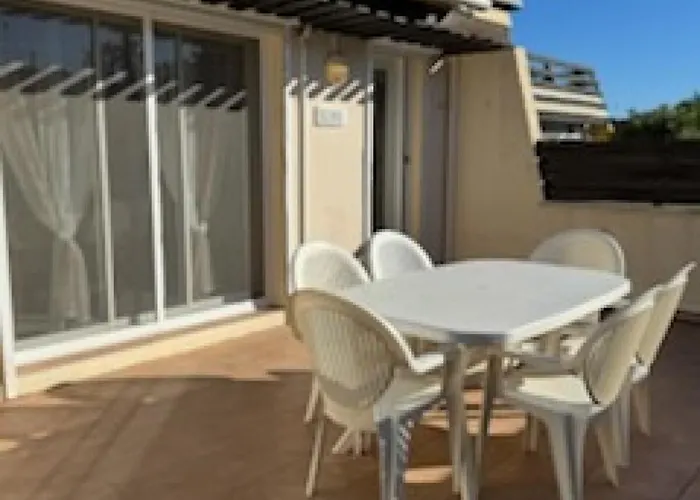 度假居 Comelya, Climatisation, Terrasse, Piscine, Tennis